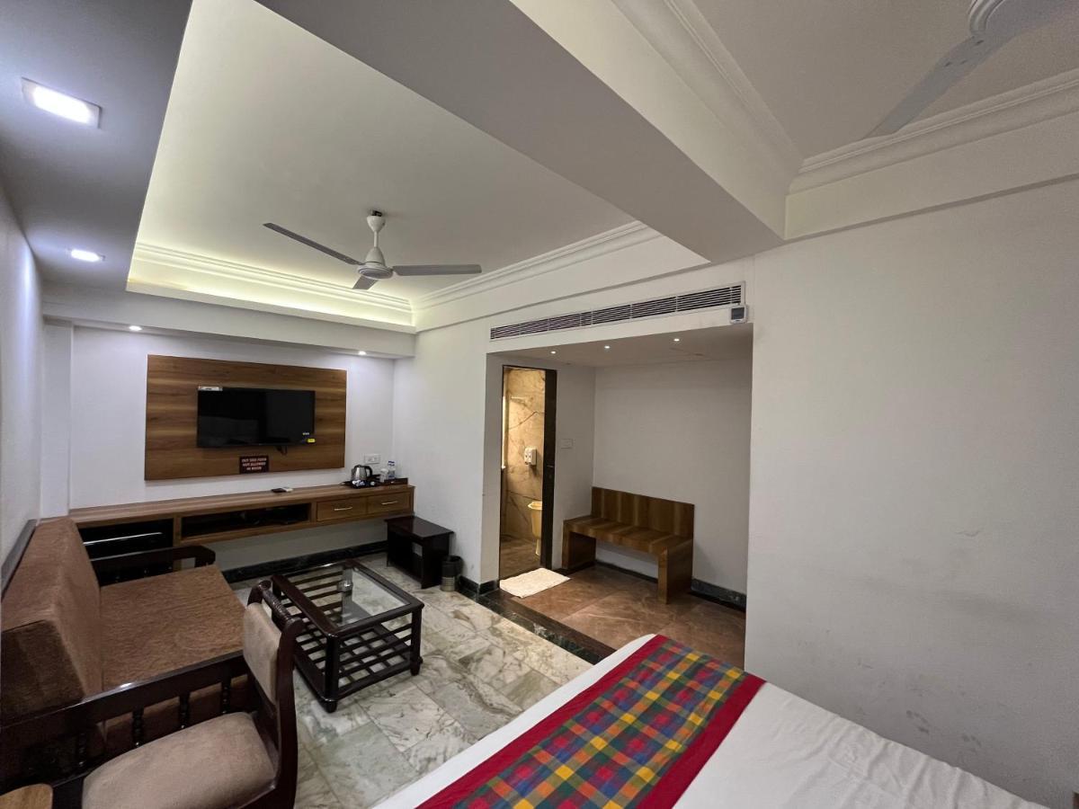 Hotel Moti Palace Агра Экстерьер фото