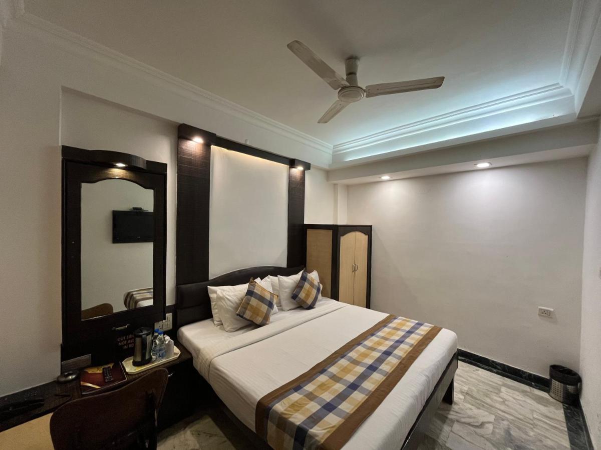Hotel Moti Palace Агра Экстерьер фото