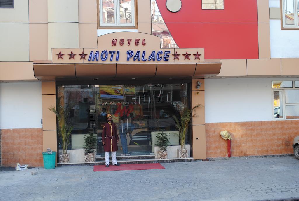 Hotel Moti Palace Агра Экстерьер фото