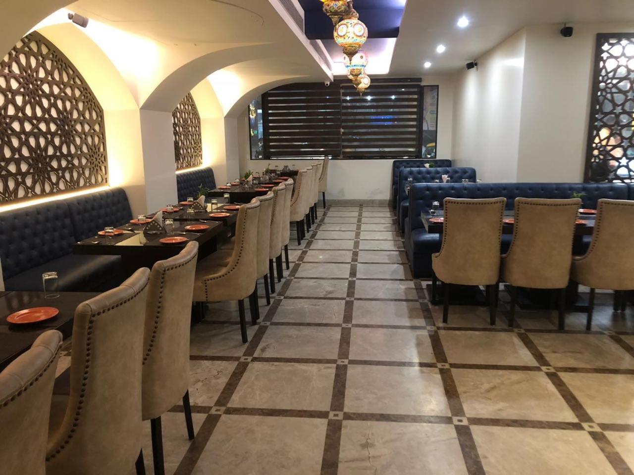 Hotel Moti Palace Агра Экстерьер фото