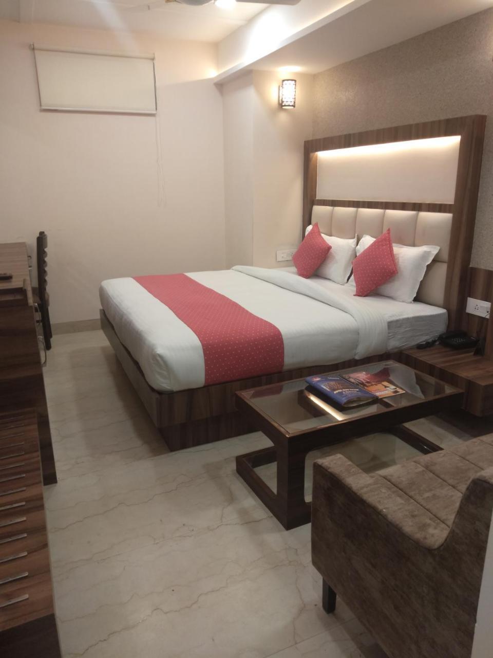 Hotel Moti Palace Агра Экстерьер фото