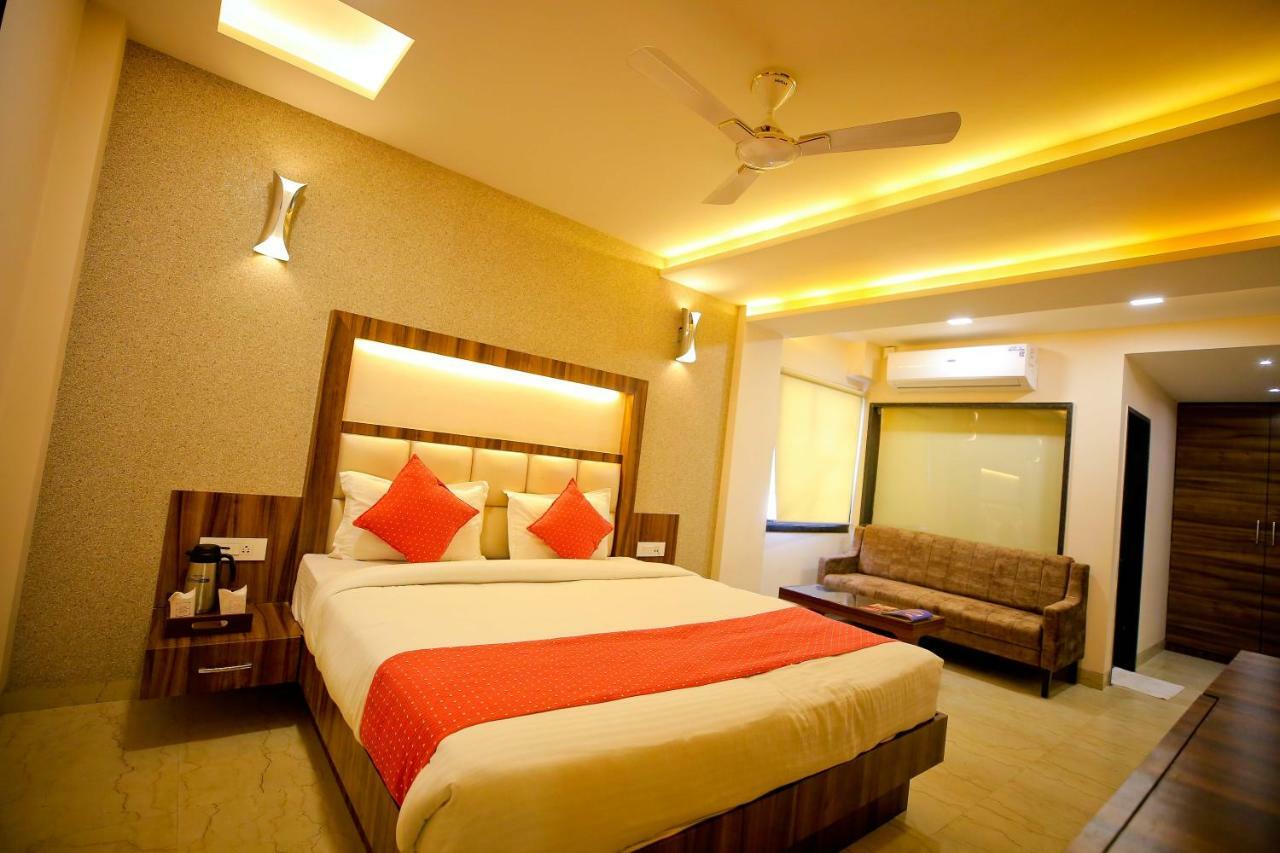 Hotel Moti Palace Агра Экстерьер фото