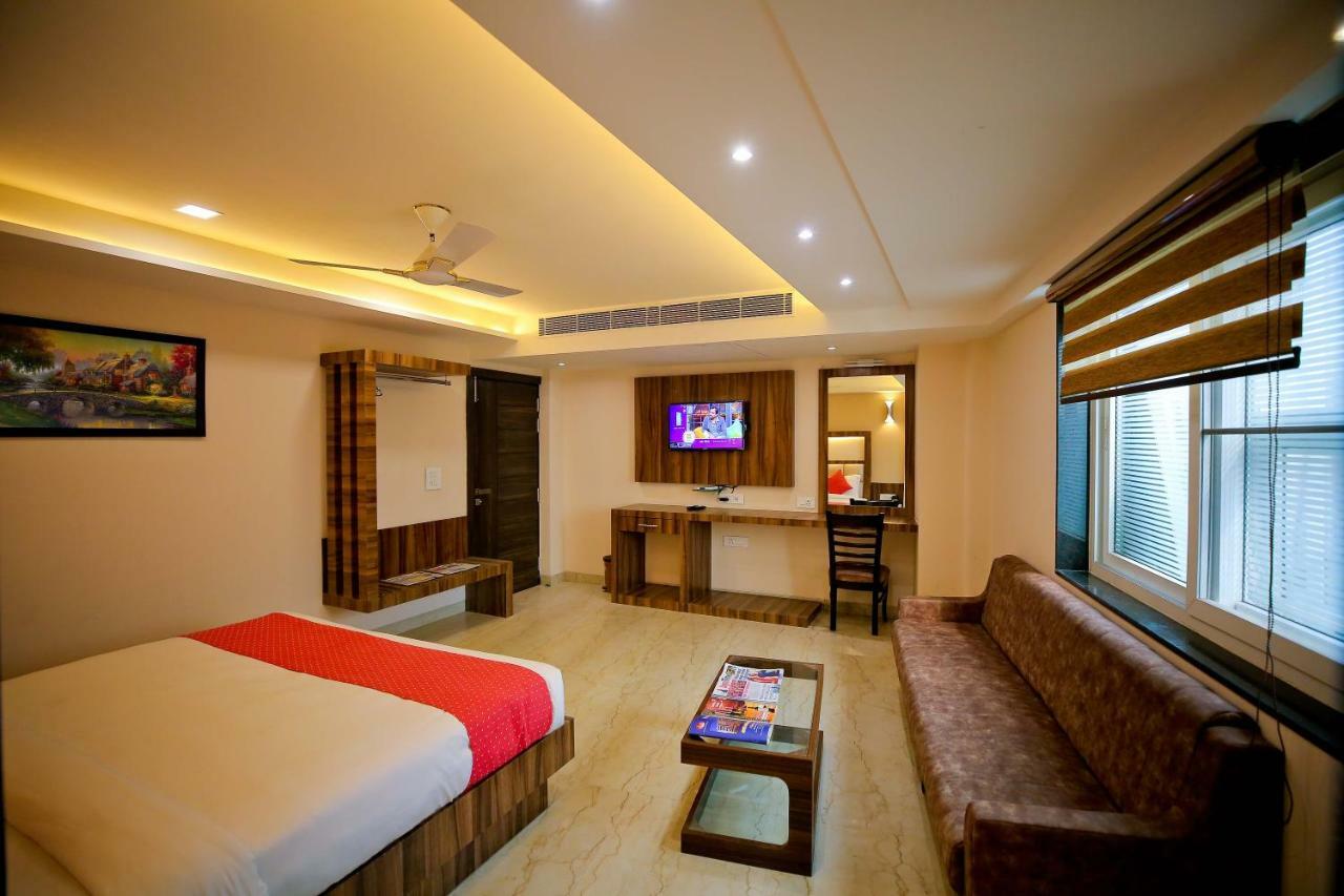 Hotel Moti Palace Агра Экстерьер фото